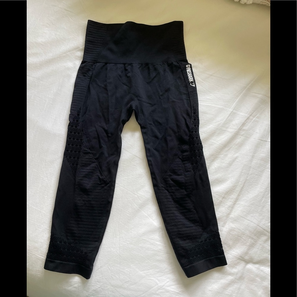 Gymshark crop leggings in Black
